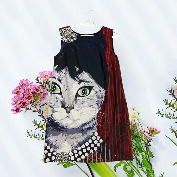Le  galeriste dress. For all cat lovers! - Picture 1 of 8